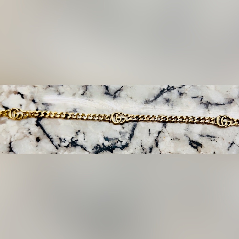 Stunning Authentic Gucci GG link bracelet gold tone. - Picture 6 of 6